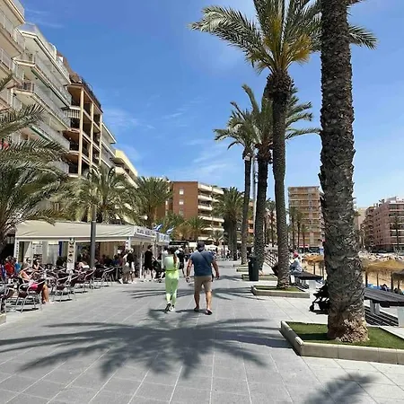 Apartment Torrevieja, 40 Seconds From The Beach