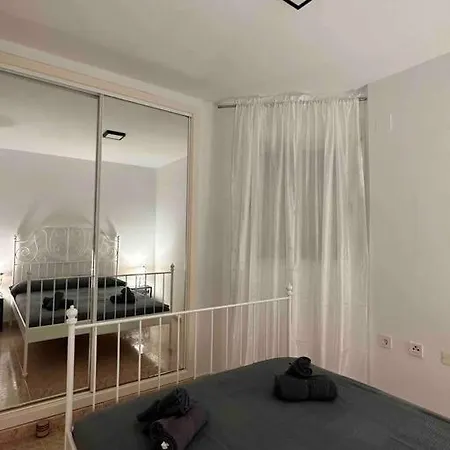 Torrevieja, 40 Seconds From The Beach Apartment *